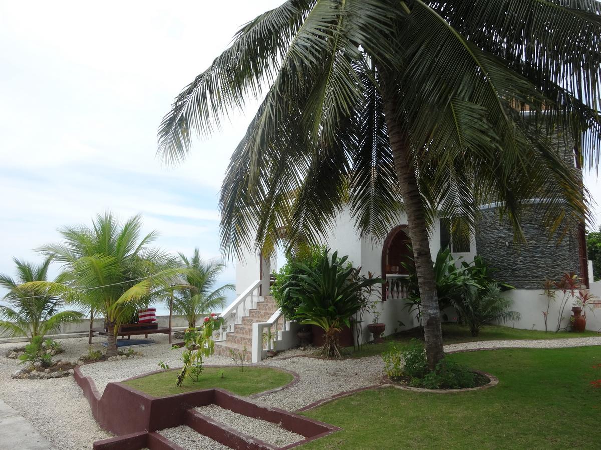 House Rapunzel Hotel Oslob Ngoại thất bức ảnh